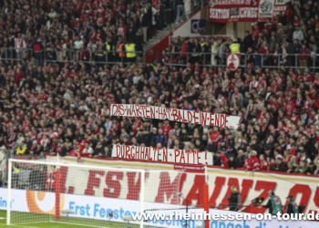 01-fcb-h-2324-25
