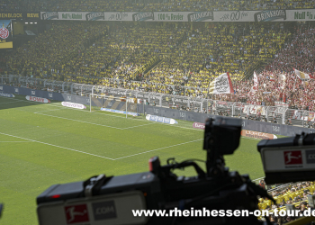 33-bvb-a-2223-12