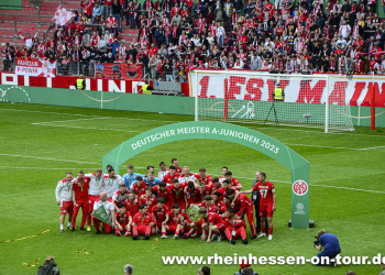 ajugend-bvb-h-2223-25
