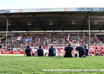 01-AbschiedSued-h-2324-103