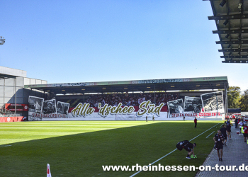 01-AbschiedSued-h-2324-13