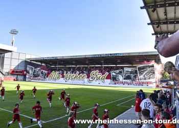 01-AbschiedSued-h-2324-25