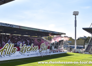 01-AbschiedSued-h-2324-28