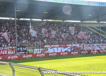 01-AbschiedSued-h-2324-87