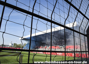 01-AbschiedSued-h-2324-88